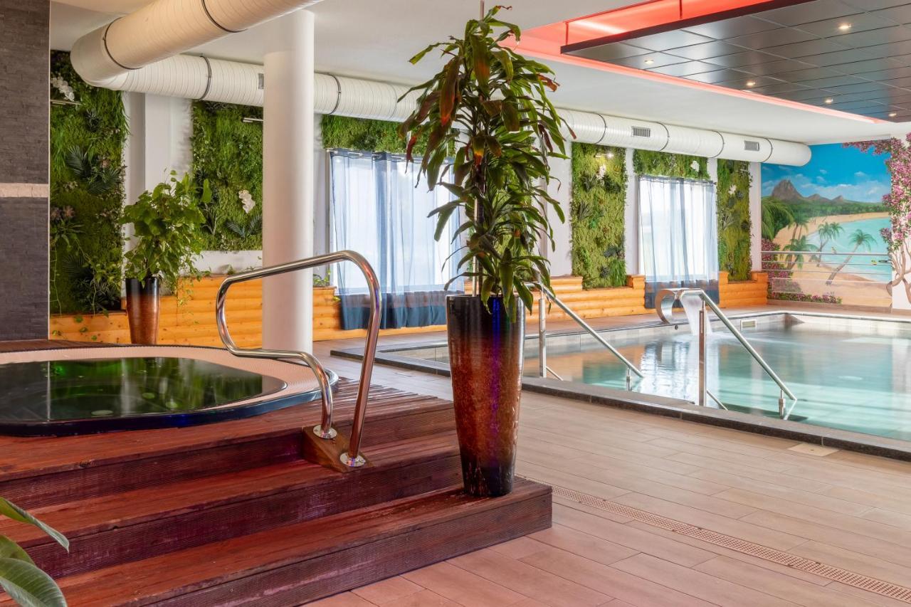 Best Western Hotel & Spa Pau Lescar Aeroport 外观 照片