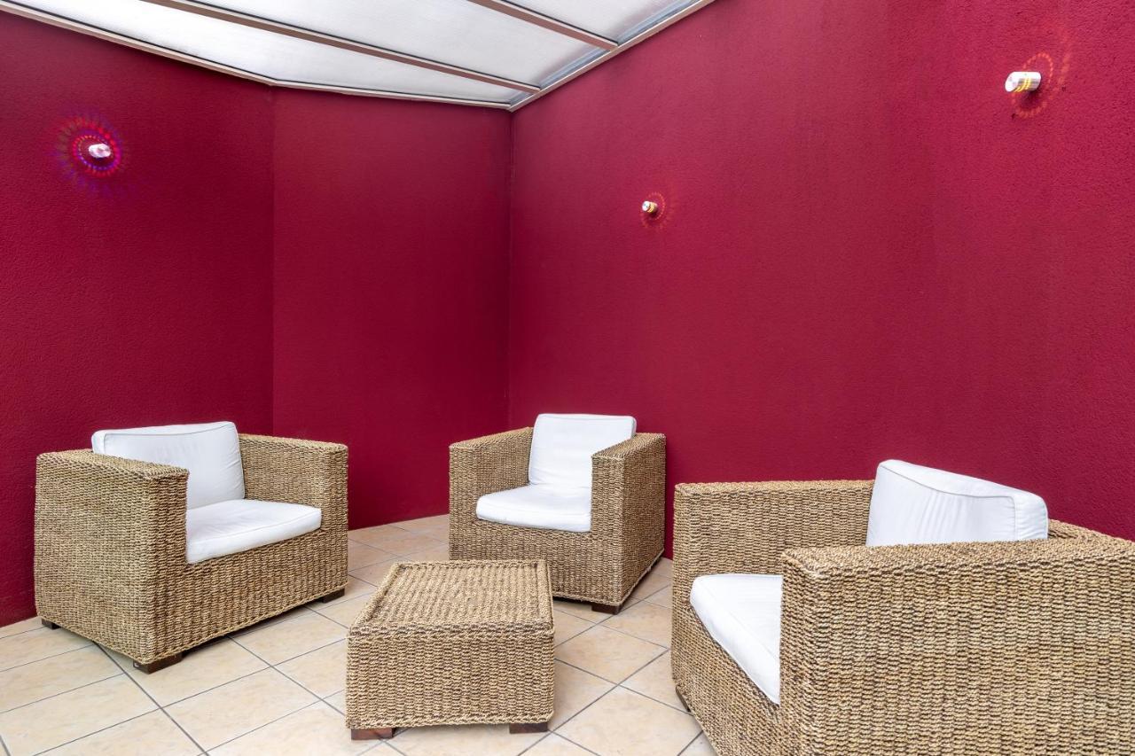 Best Western Hotel & Spa Pau Lescar Aeroport 外观 照片